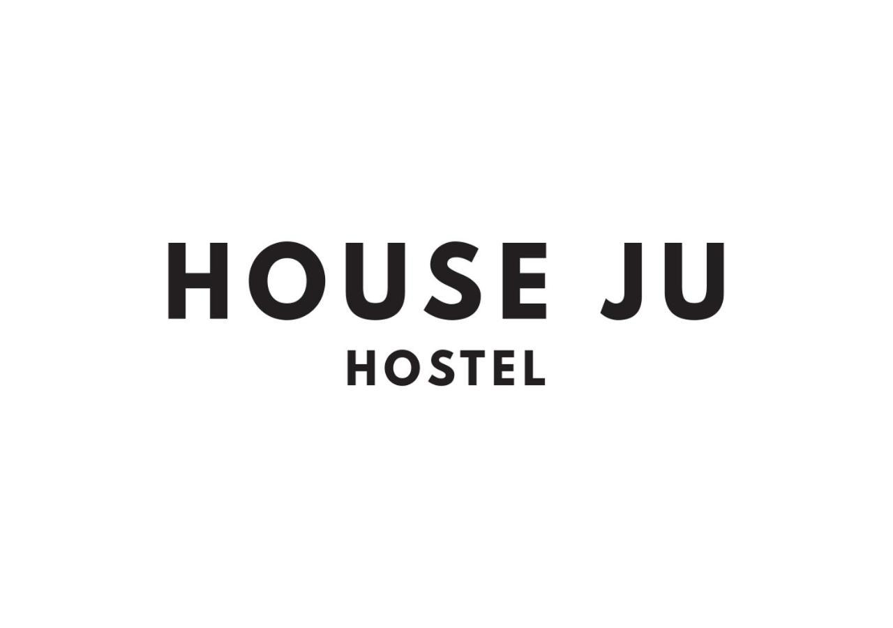 House Ju Vandrarhem Bangkok Exteriör bild